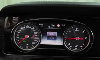 Mercedes-Benz E-Class 2019, 85114 км, за 16988.38 USD - фото 8