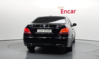 Hyundai Equus 2011, 156820 км, за 2576.81 USD