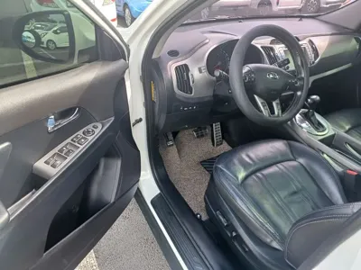 Kia Sportage 2016, 99359 км, за 6236.05 USD
