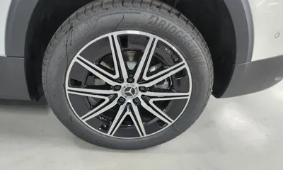 Mercedes-Benz EQB 2026, 8 км, за 46123.8 USD