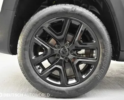 Jeep Renegade 2022, 37800 км, за 14310.1 USD