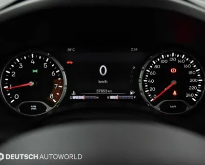 Jeep Renegade 2022, 37800 км, за 14310.1 USD - фото 7