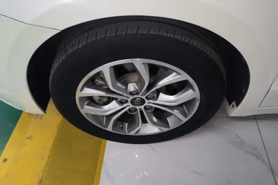 Geely Auto Emgrand GT 2016, 45100 км, за 5610 USD - фото 15