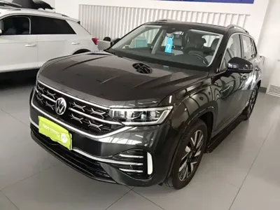 Volkswagen Tayron 2022, 45100 км, за 17818.96 USD