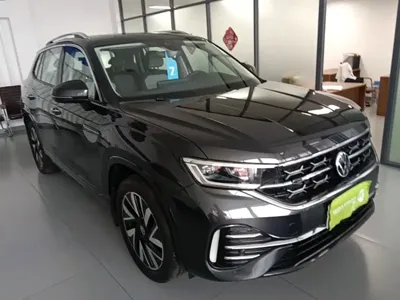 Volkswagen Tayron 2022, 45100 км, за 17818.96 USD