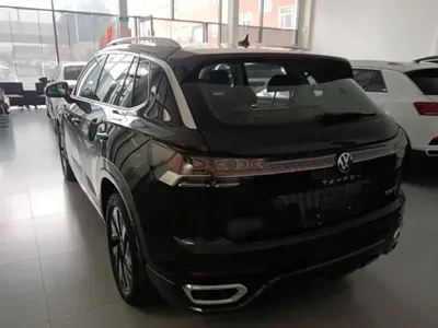 Volkswagen Tayron 2022, 45100 км, за 17818.96 USD