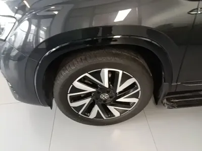 Volkswagen Tayron 2022, 45100 км, за 17818.96 USD - фото 23