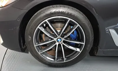 BMW 5-Series 2022, 42186 км, за 25993.5 USD