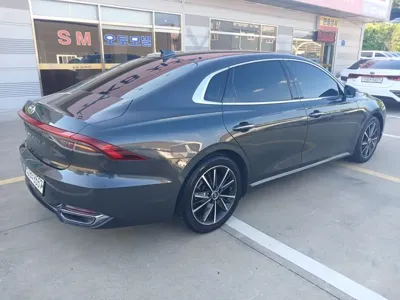 Hyundai Grandeur 2020, 133099 км, за 12307.09 USD