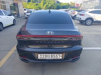 Hyundai Grandeur 2020, 133099 км, за 12307.09 USD