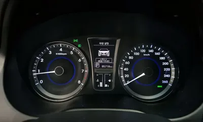 Hyundai Grandeur 2011, 85718 км, за 4420.46 USD - фото 8