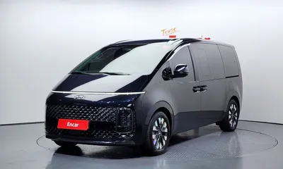 Hyundai Staria · 2022 год