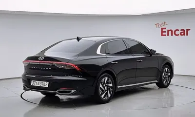 Hyundai Grandeur 2022, 38477 км, за 17226.8 USD - фото 2