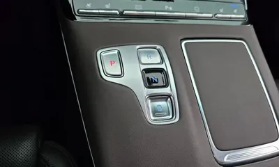 Hyundai Grandeur 2022, 38477 км, за 17226.8 USD - фото 9