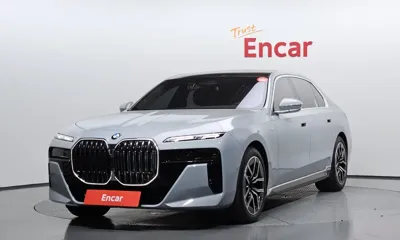 BMW 7-Series · 2025 год