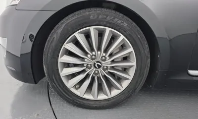 Hyundai Equus 2015, 162863 км, за 4355.46 USD