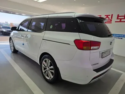 Kia Canival 2018, 170937 км, за 7214.13 USD