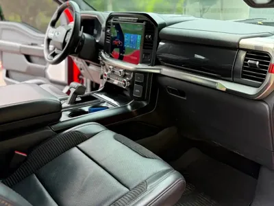 Ford F-150 Raptor 2023, 44000 км, за 73276.98 USD - фото 9