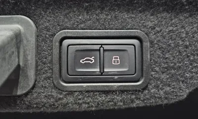 Audi A8 2015, 158742 км, за 11487.46 USD - фото 20