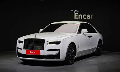 Rolls-Royce Ghost · 2023 год