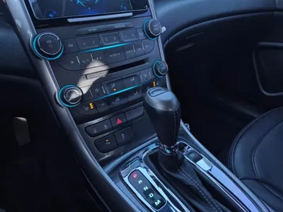 ChevroletGMDaewoo Malibu 2015, 99000 км, за 2974.62 USD - фото 14
