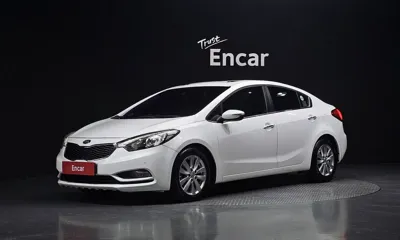 Kia K3 · 2015 год
