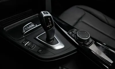 BMW 3-Series 2017, 104628 км, за 8741.71 USD - фото 9