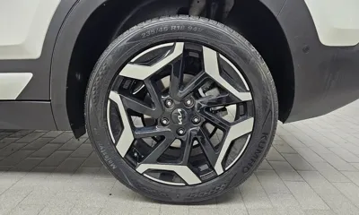 Kia Seltos 2023, 21905 км, за 16771.76 USD - фото 21