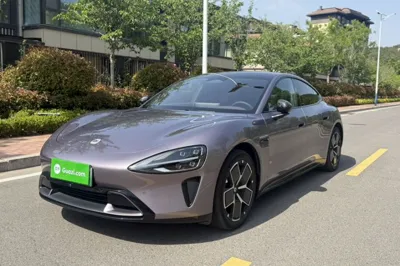 Xiaomi Auto SU7 · 2024 год