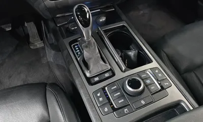 Hyundai Genesis 2016, 72038 км, за 9058.68 USD - фото 9