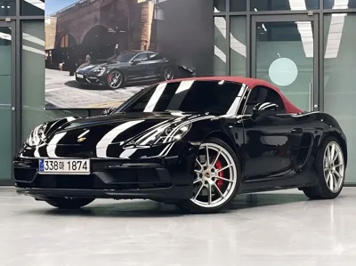 Porsche 718 · 2024 год