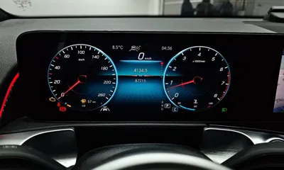 Mercedes-Benz GLB-Class 2021, 87215 км, за 17429.63 USD - фото 8