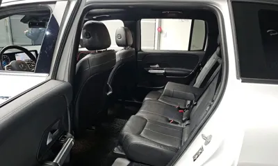 Mercedes-Benz GLB-Class 2021, 87215 км, за 17429.63 USD - фото 11