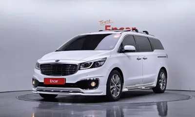 Kia Canival · 2017 год