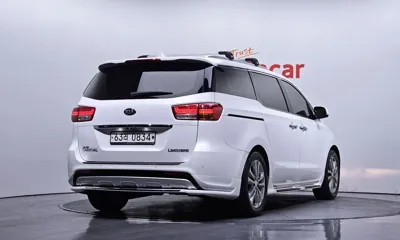 Kia Canival 2017, 109746 км, за 8990.23 USD