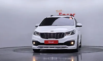 Kia Canival 2017, 109746 км, за 8990.23 USD