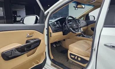Kia Canival 2017, 109746 км, за 8990.23 USD - фото 10