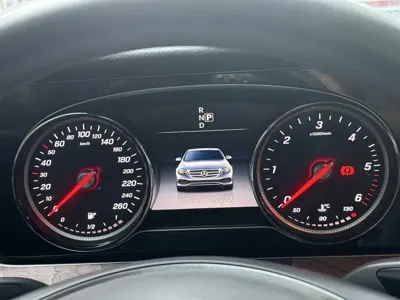 Mercedes-Benz E-Class 2017, 160000 км, за 10394.59 USD - фото 3