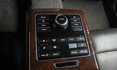 Hyundai Equus 2013, 353787 км, за 2619.14 USD - фото 8