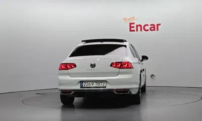 Volkswagen Passat 2021, 33115 км, за 17406.72 USD