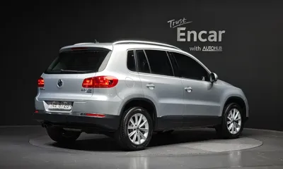 Volkswagen Tiguan 2015, 94570 км, за 4266.77 USD