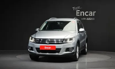 Volkswagen Tiguan 2015, 94570 км, за 4266.77 USD