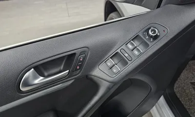 Volkswagen Tiguan 2015, 94570 км, за 4234.53 USD - фото 14