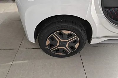 Baojun E200 2019, 51600 км, за 5161 USD - фото 9