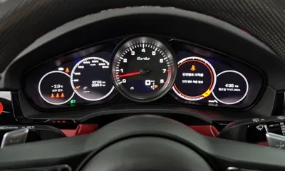 Porsche Cayenne 2022, 52124 км, за 70366.69 USD - фото 8
