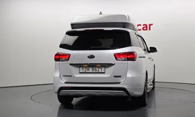 Kia Canival 2016, 123089 км, за 10437.18 USD