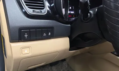 Kia Canival 2016, 123089 км, за 10437.18 USD - фото 27