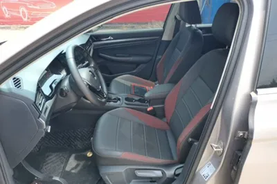 Volkswagen Bora 2021, 65400 км, за 10144 USD - фото 17