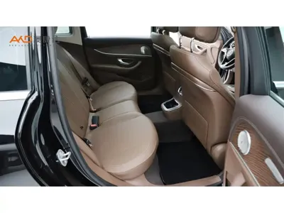 Mercedes-Benz E-Class 2023, 27000 км, за 36491.35 USD - фото 8