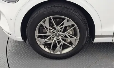 Genesis GV70 2023, 41492 км, за 28357.62 USD